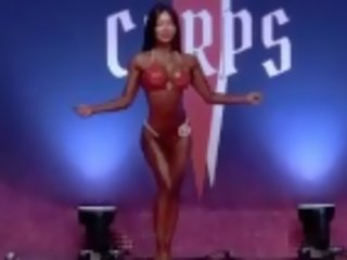 Die korean-american bodybuilding nuss freundchen combo