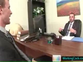 Trabalho entrevista resulting em tremendous fumegante homossexual sexo filme por workingcock
