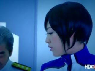 जपानीस spacewoman हो जाता है एक bukake बकवास
